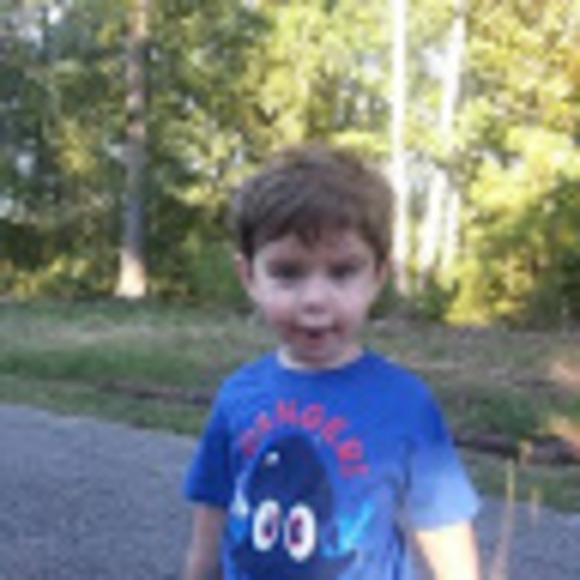 Meet your Posher, Melissa - Picture 1 of 1